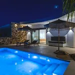 Villa Orama Estate