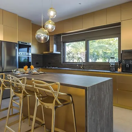 Orama Estate Villa *