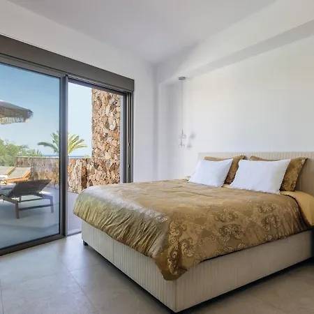 Villa Orama Estate *
